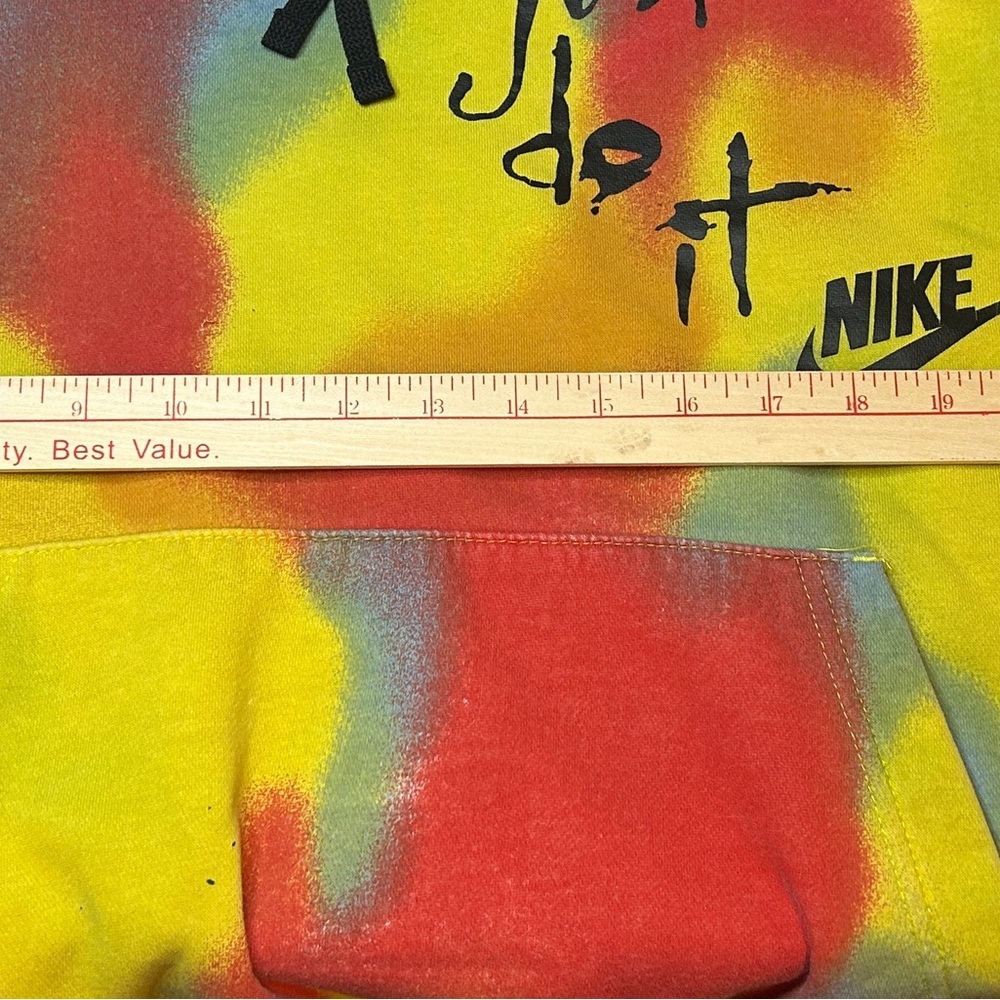 Nike NSW Action Speaks Louder Than Anything Hoodie Size M BNwT Very Rare - Picture 4 of 9